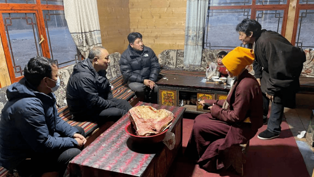 土嘎居委会开启新篇章，社区发展新动态报道